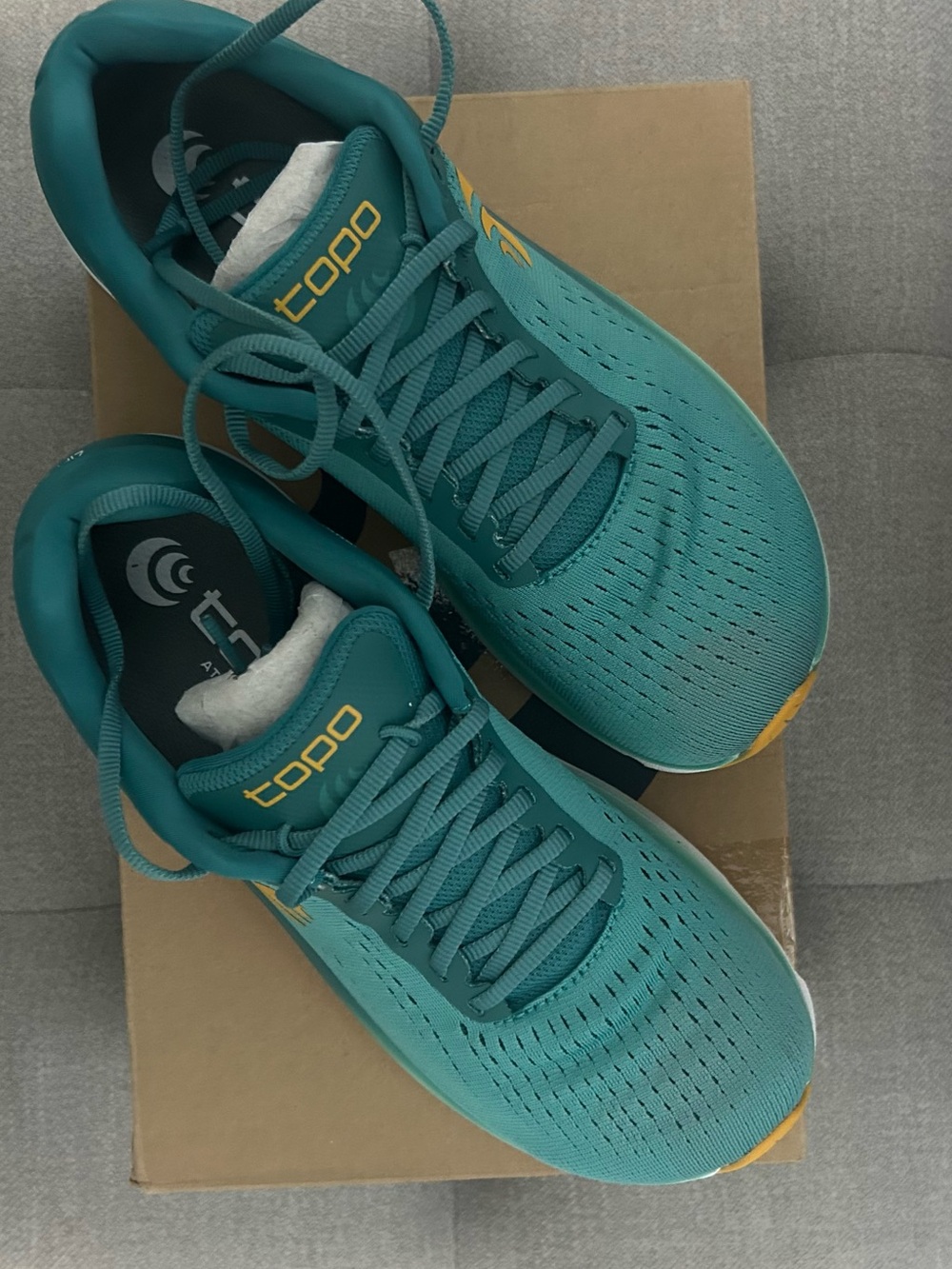 Topo Teal Athletic Running Shoes with Yellow Accents